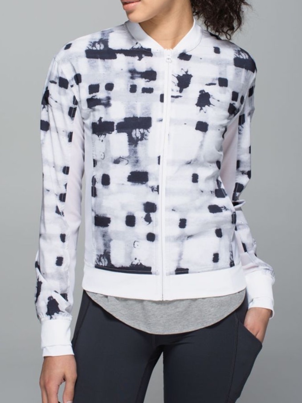 Lululemon Noir Jacket II Ghost Weave Black White Mesh Bomber Size 4